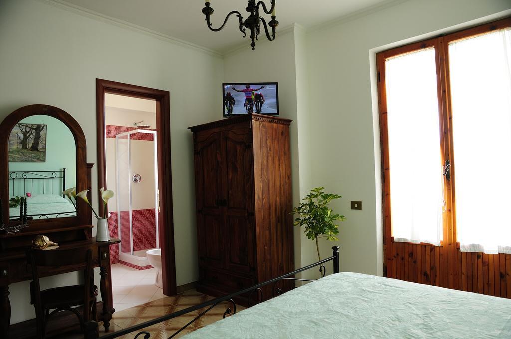 Bed And Breakfast Villa Viviana Anzio Zimmer foto